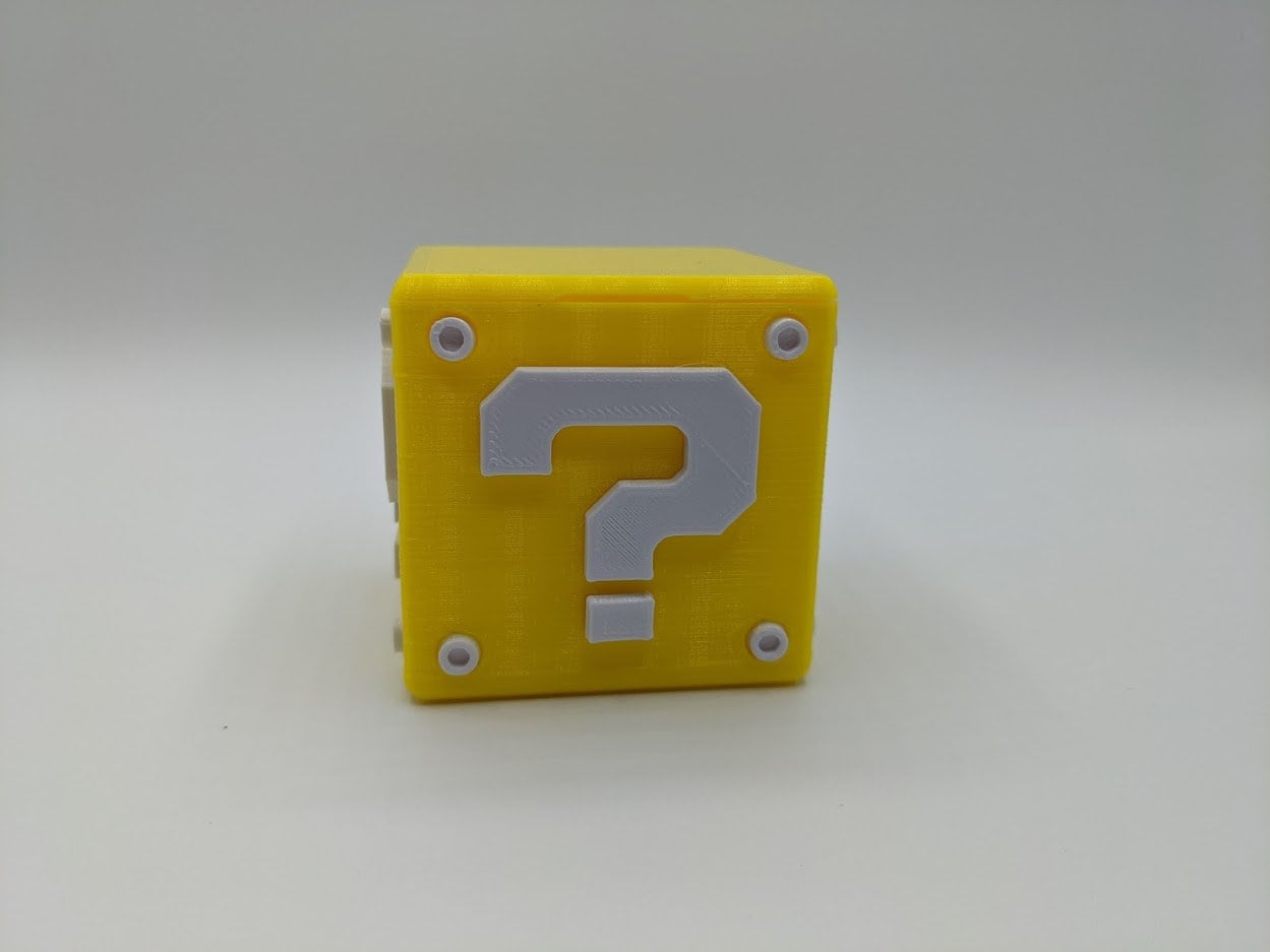 Nintendo Switch Mario Mystery Block Cartridge Holder - 12 Games Total