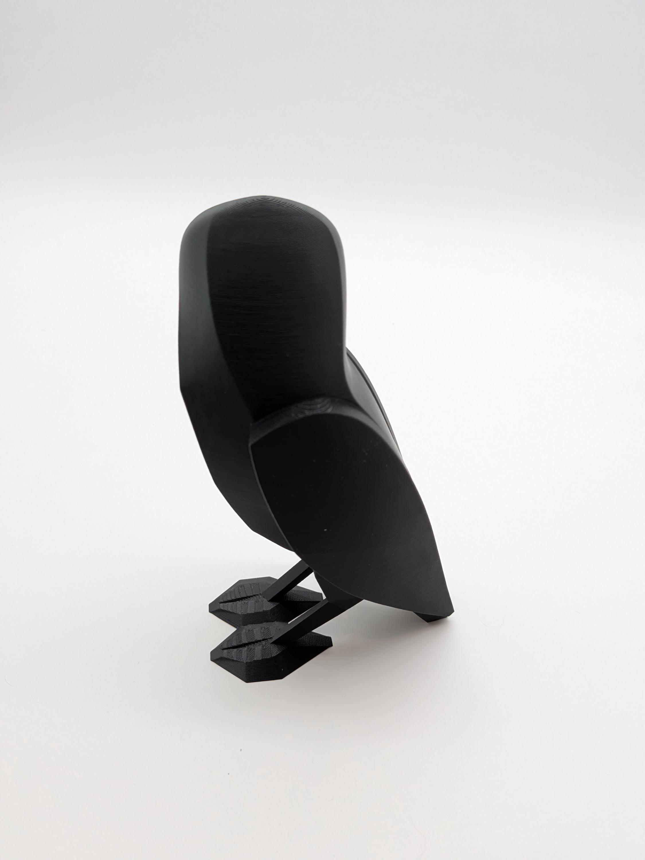 Minimalist Geometric Raven Statue