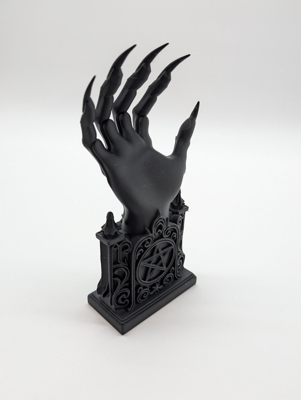 Demonic Hand – Gothic Decor with Occult Base