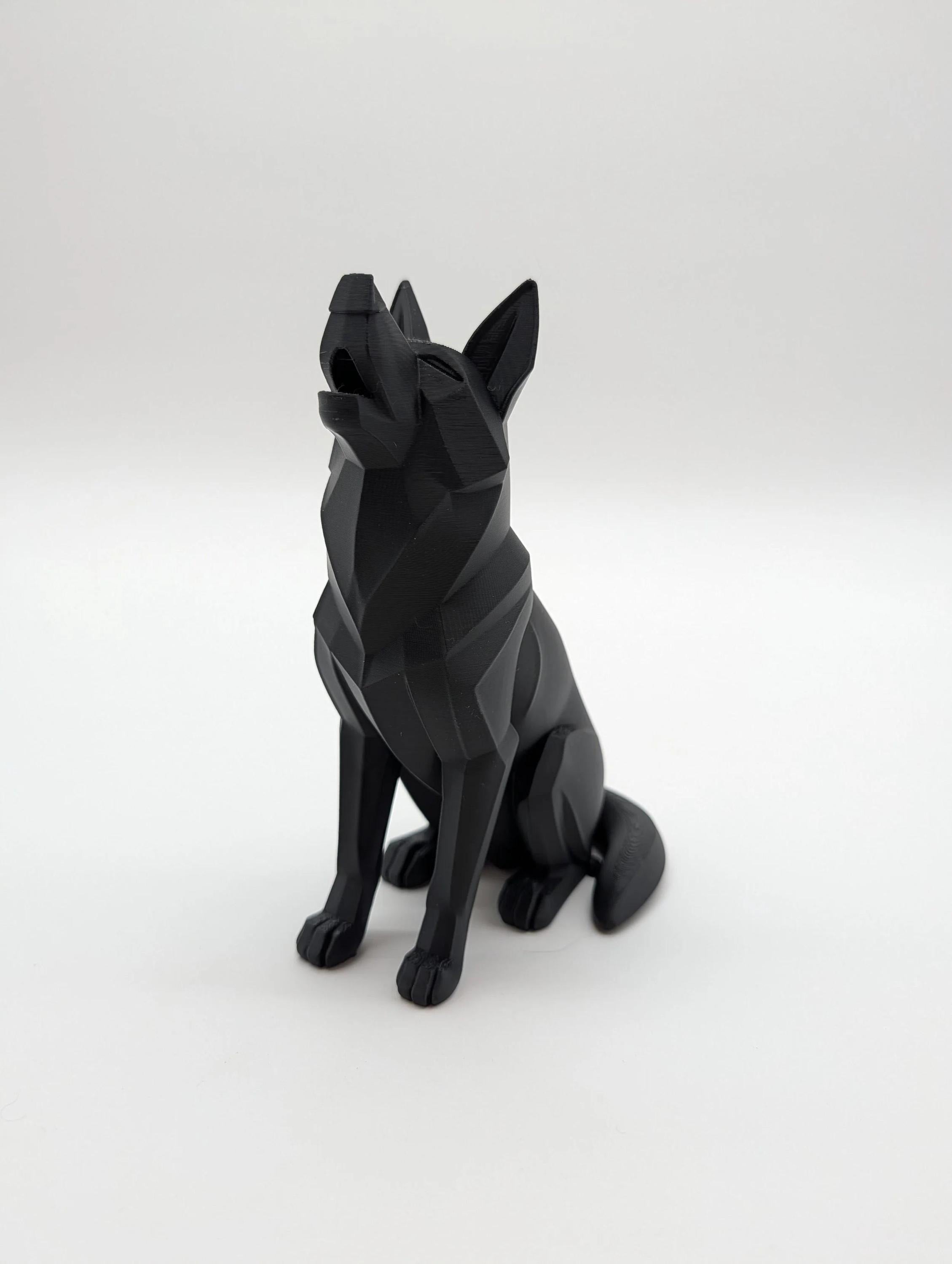 Low Poly German Shepherd - 3D Printed Geometric Dog Sculpture