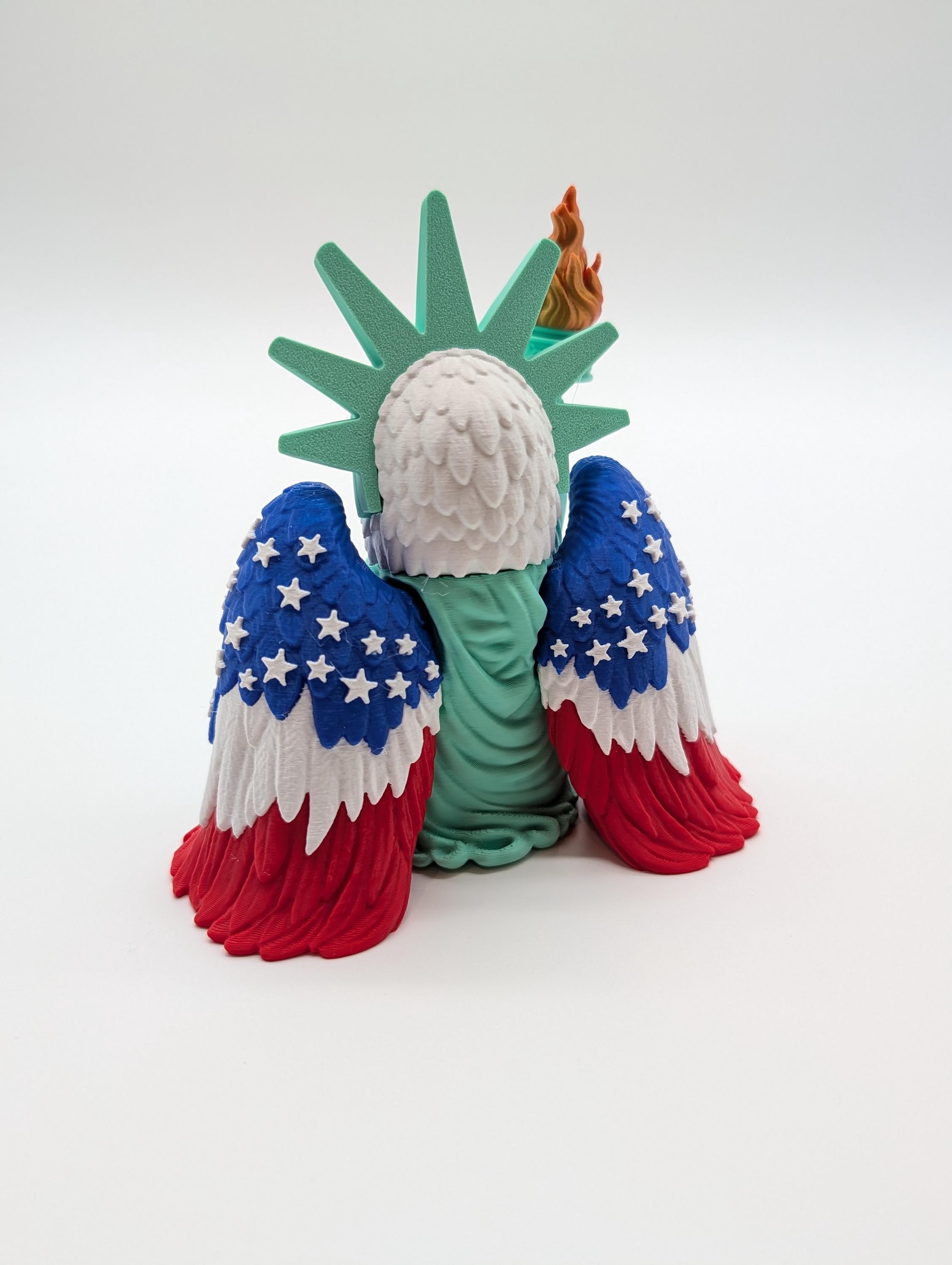 Liberty Eagle - 250 Years of America Semi-quincentennial Decor - Patriotic Bald Eagle Statue