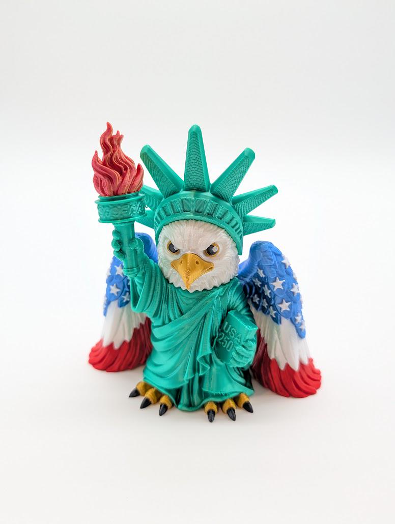 Liberty Eagle - 250 Years of America Semi-quincentennial Decor - Patriotic Bald Eagle Statue